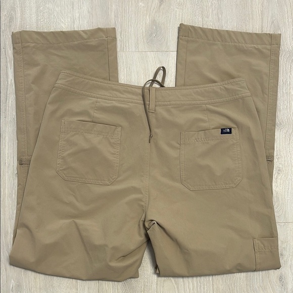 🔥BUNDLESALE Womens 10 The North Face Tan Straight Leg Capris Pants hiking - Picture 5 of 9